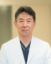 医学博士絹谷 正之